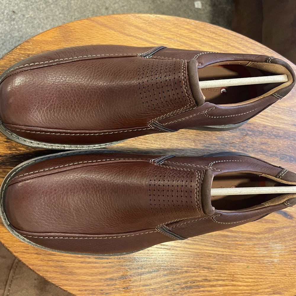 Clarks Brown Leather Slip-On Loafers with Moccasin Design